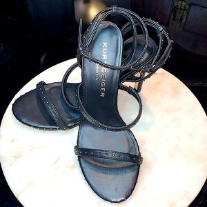 KURT GEIGER PORTIA SANDAL BLACK STRAPY GOLD STUDS 36.5/6.5 NIB